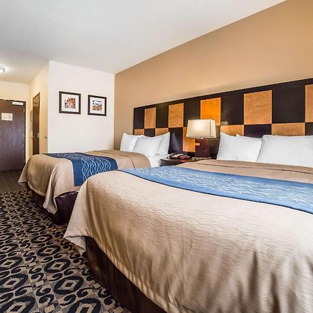 Comfort Inn Ballard-Roosevelt Екстериор снимка