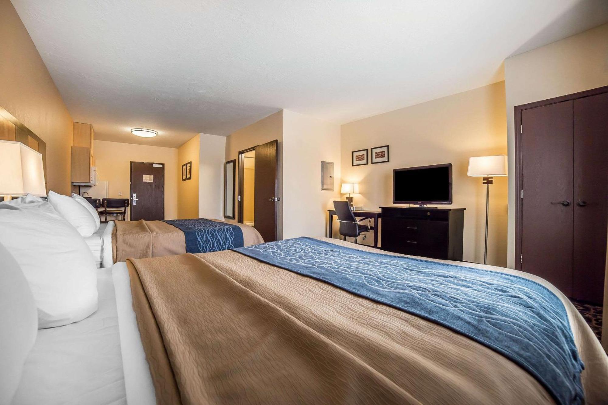 Comfort Inn Ballard-Roosevelt Екстериор снимка