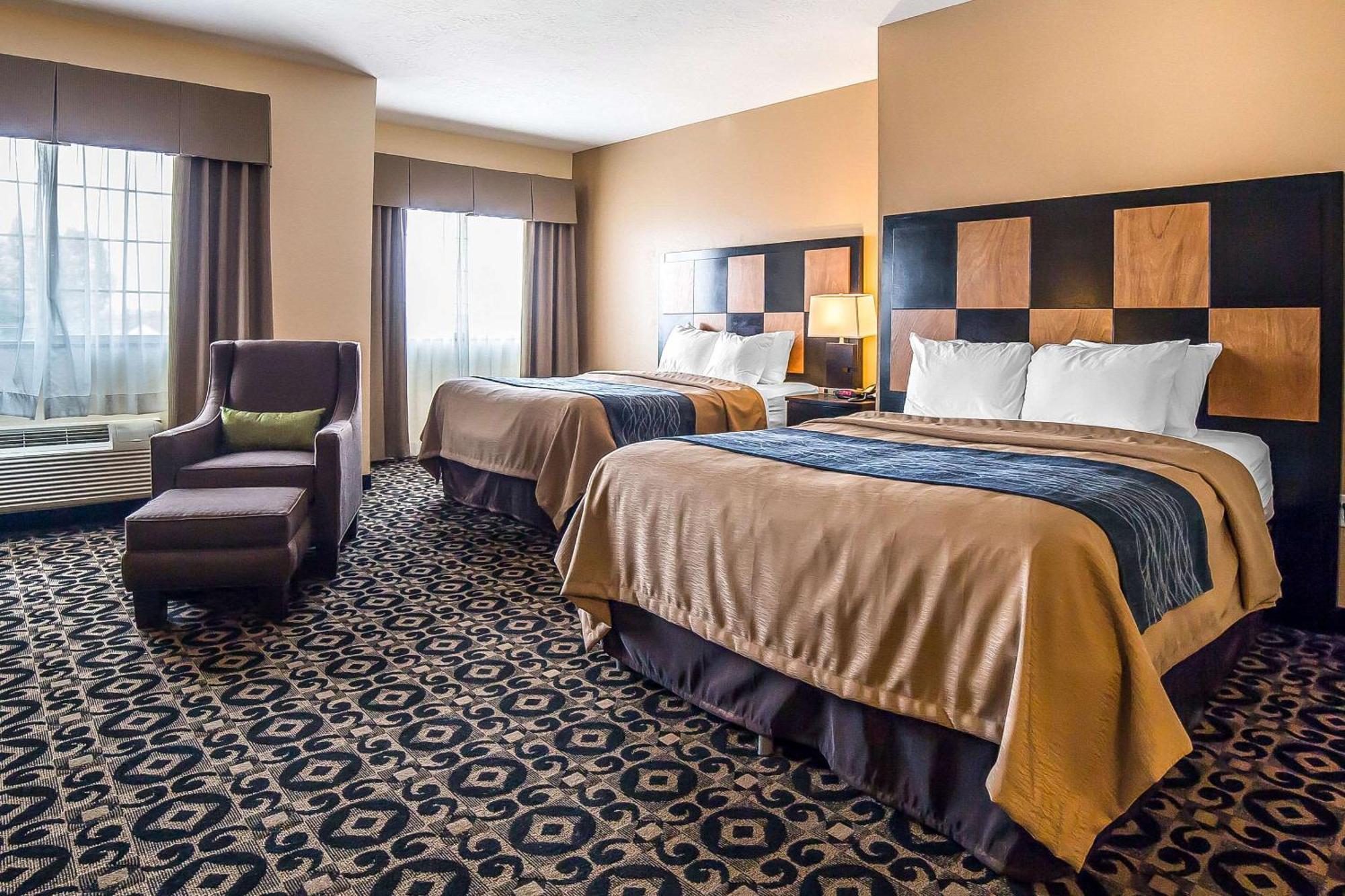 Comfort Inn Ballard-Roosevelt Екстериор снимка