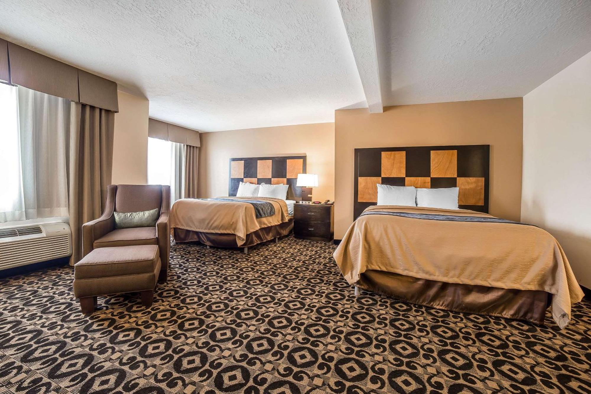 Comfort Inn Ballard-Roosevelt Екстериор снимка