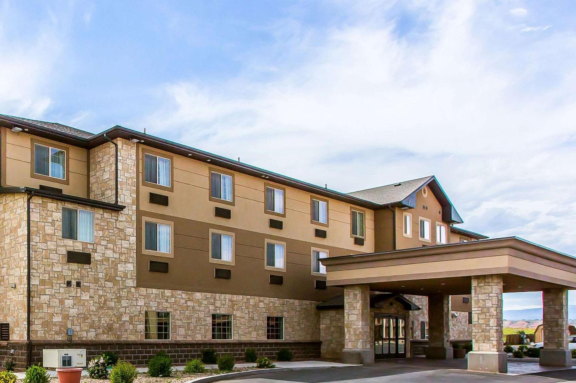 Comfort Inn Ballard-Roosevelt Екстериор снимка
