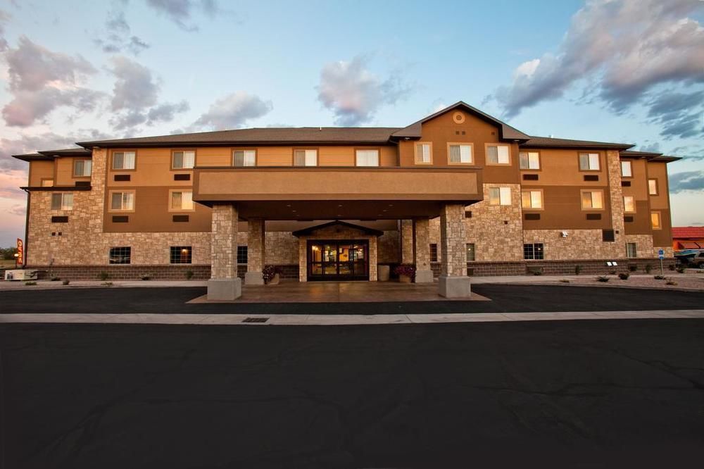 Comfort Inn Ballard-Roosevelt Екстериор снимка